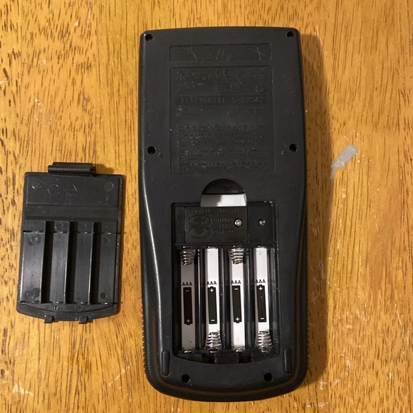 Texas Instruments TI-83 Plus - Picture 6 of 6